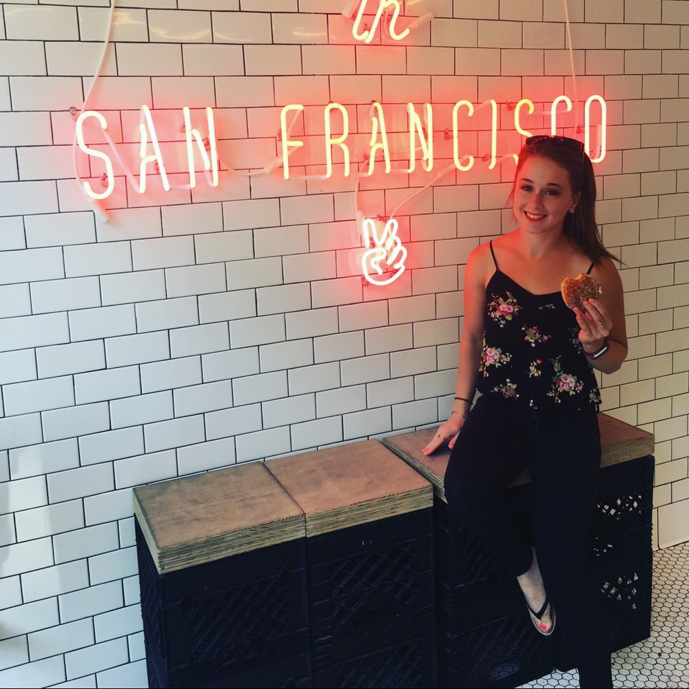 Meet your Posher, Corinne